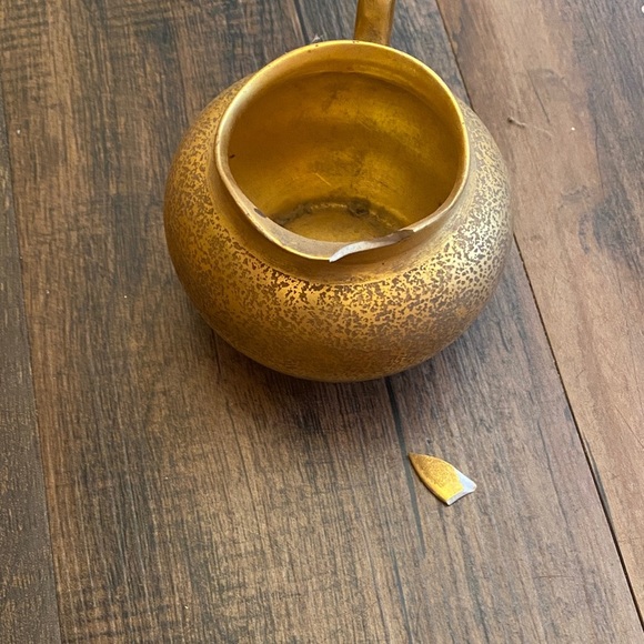 Luxurious Gold Coffee & Tea Set - Picture 11 of 11